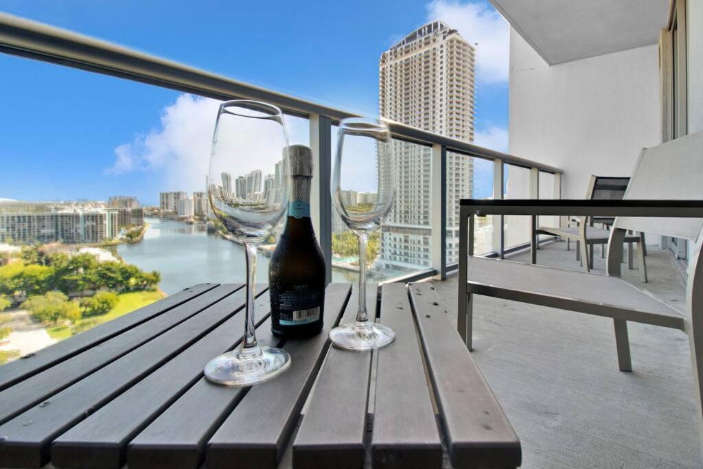 Ocean View 2Br 2Bth Hallandale Beach Miami Ft Lauderdale Apartment Ngoại thất bức ảnh